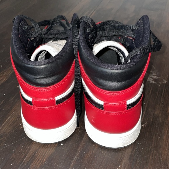 Men’s Jordan 1 size 8 - Picture 4 of 6